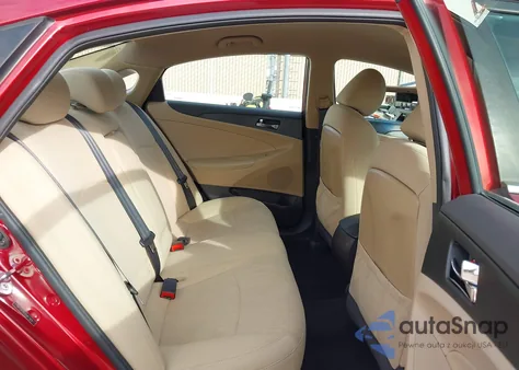 2013 Hyundai Sonata Gls z USA, uszkodzony, nr VIN 5NPEB4AC7DH617971